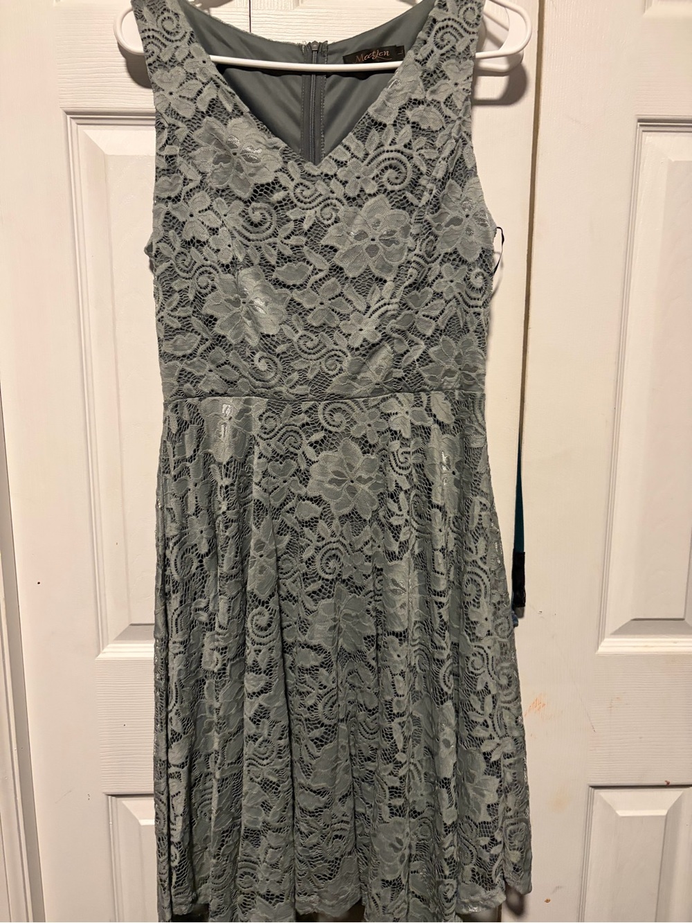 Monteau Sleeveless Lace A-Line Dress in Sage Green